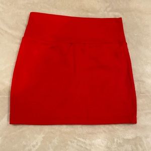 ✨ BOGO FREE ✨ Red pencil skirt